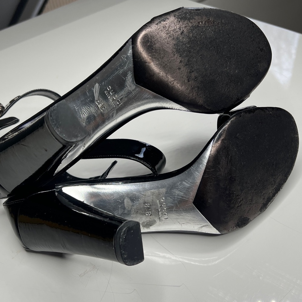 Gucci Sz 8.5B Black Patent Leather Ankle Strap 4.5” Block Sandals Heels - Picture 10 of 13